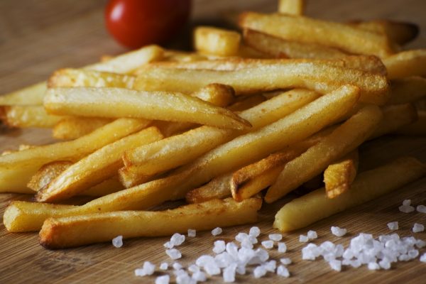 french-fries-salt-food-923687.jpg